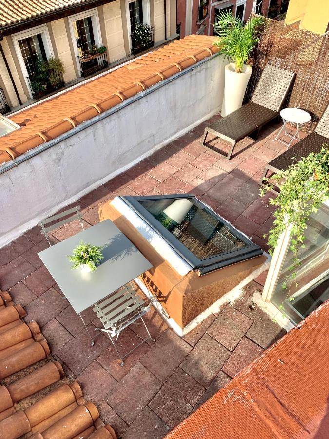 Apartamentos Por Temporada En Puerta Del Sol Madrid Exterior photo