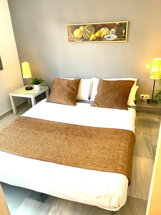 Apartamentos Por Temporada En Puerta Del Sol Madrid Exterior photo